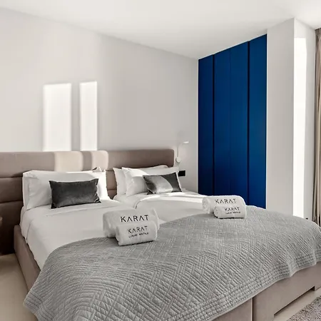 וילה Karat Blue